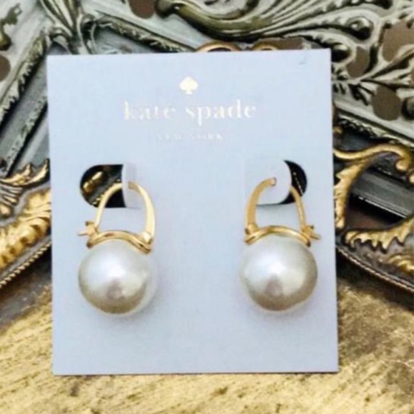 KATE SPADE • Shine On Pearl Drop Earrings - Picture 3 of 4